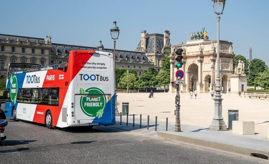 Paris: Tootbus Kids Bus Tour Experience - Place de la Concorde, Champs-Élysées, and Arc de Triomphe