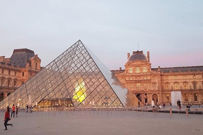 Paris Top Sights Half Day Walking Tour with a Fun Guide - Louvre and Eiffel Tower from the outside, plus smart time use