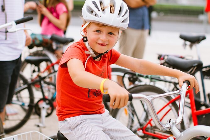 Paris Tour de France Bike Ride - Group size, guide style, and why it matters