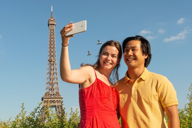 Paris Tour with Lunch at the Eiffel Tower and Seine River Cruise - The City Portion: Passing the Icons While Your Audio Does the Talking