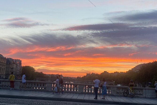 Paris until the heart of the night - Paris by Night, from Eiffel Tower Glow to Notre-Dame Lighting
