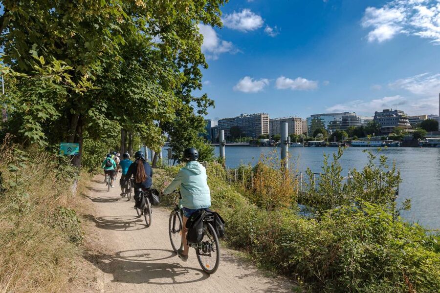 Paris: Versailles Palace and Queen Hamlet E-Bike Tour - Forest riding in Fausses-Reposes and what to expect on the ground