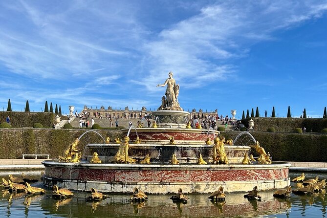 Paris: Versailles Palace with Gardens and Estate Entrance Ticket - Gardens and musical fountains: when they run, and when you should adjust