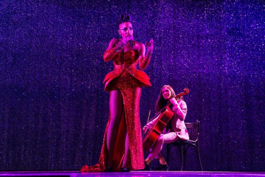 Paris: VIP Dinner and Cabaret Show at Paradis Latin - Timing, What to Do Before and After (Without Overthinking)