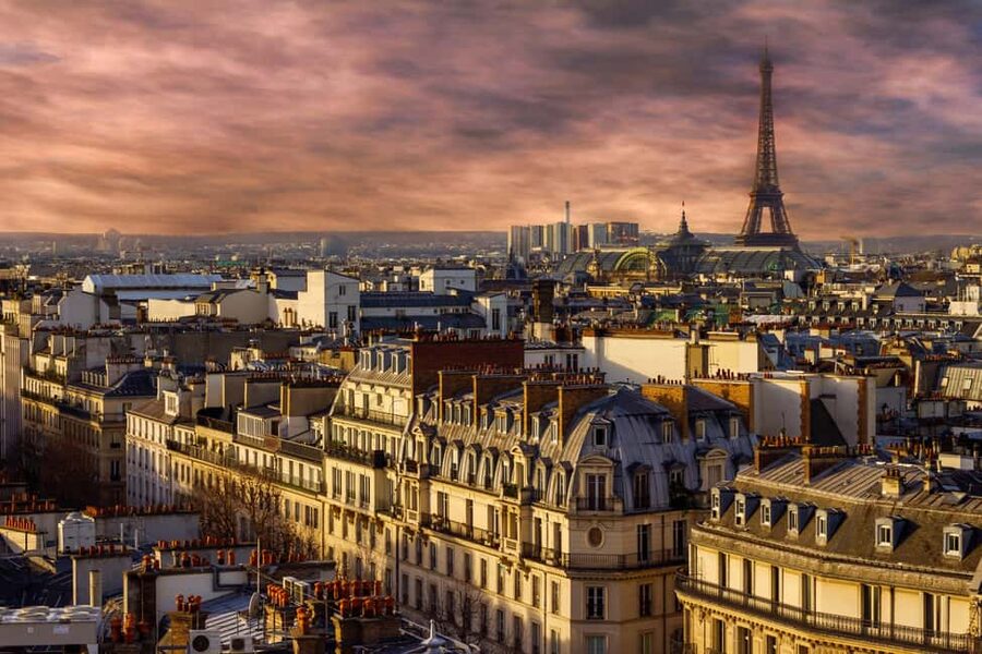 Paris VIP: Landmarks & Sightseeing Chauffeur Driven Tour 3hr - Champs Elysées and Arc de Triomphe, with shopping built into the route