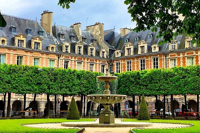 Paris Walking Tour , Historical Sites . - What you cover in this 3-hour Paris historical loop