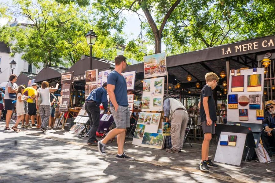 Paris: Walking Tour of Montmartre - Finding the Meeting Point Outside Blanche (Without the Stress)