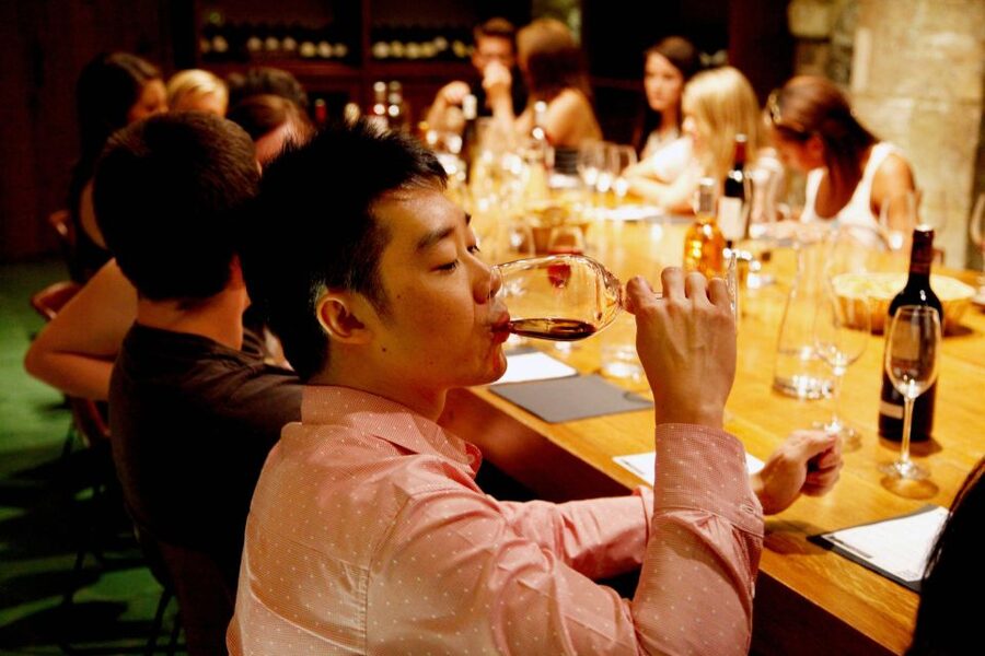 Paris: Wine and Cheese Lunch - What you can do right after the lunch
