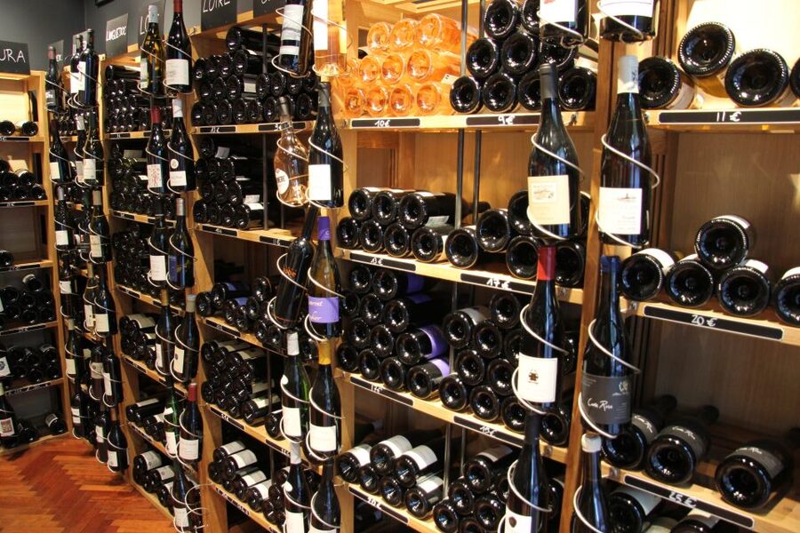 Paris: Wine and Cheese Tasting - The cheese pairing: hard versus soft, and why that matters