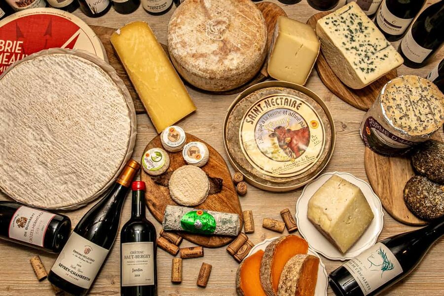 Paris: Wine & Cheese Tasting Master Class Near Eiffel Tower - How the Tasting Lesson Works: Train Your Nose, Not Your Attitude