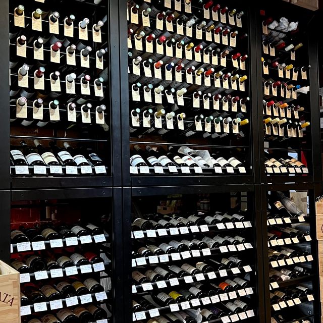 Paris : Wine tasting at the cellar of Joël Robuchon - Two whites, two reds: how to taste style changes like a pro
