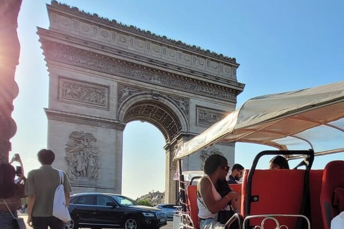 Paris with a Tuk Tuk - Private 2-Hour TukTuk Tour - Stops 4 and 5: Grand Palais and Petit Palais, art palace architecture