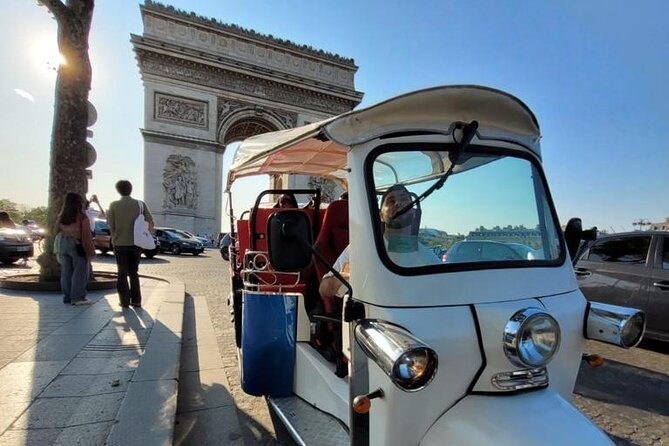 Paris with a Tuk Tuk - Private 3-Hour TukTuk Tour - Stop 3: Arc de Triomphe for a panoramic tease