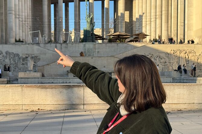 Paris World Fairs Walking Tour Top Sights Along the Seine River - Why this Seine walking route feels smarter than a standard highlights tour