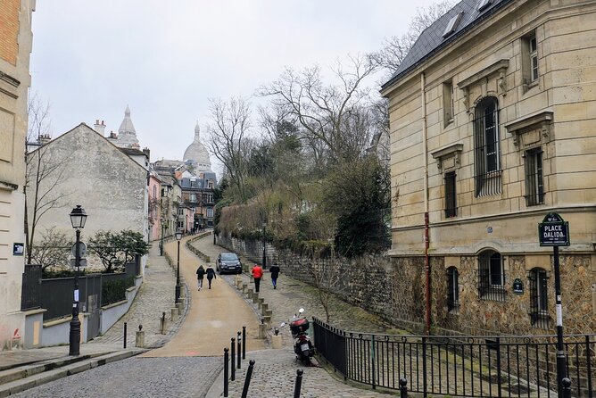 Parisian Love Affair: Elegant Romance Private Tour in Paris - Île Saint-Louis terrace views and Jardin du Luxembourg mornings