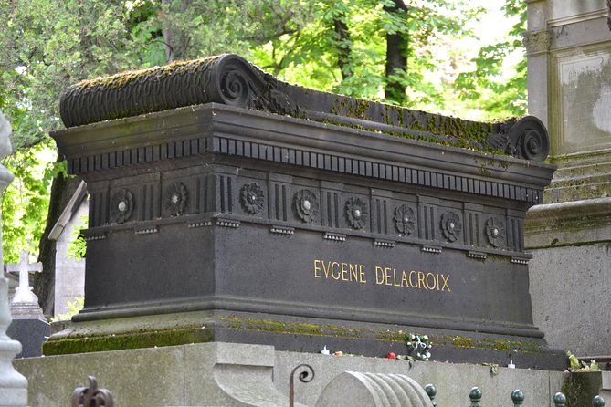 Pere Lachaise Cemetery Walking Tour in Paris - Where it starts and ends, so you can plan your métro connections
