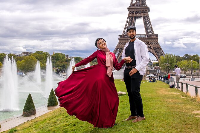 Photo Session Around Eiffel Tower - Meeting at Trocadéro: the start point that keeps your shoot on track