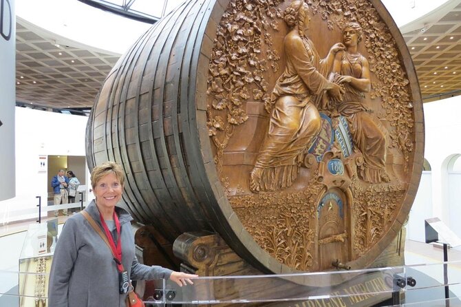 Private 10-hour round transfer to Champagne Epernay from Paris. Best offer! - Key takeaways