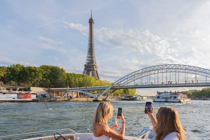 Private Boat Trip in Paris - Key highlights to know before you go