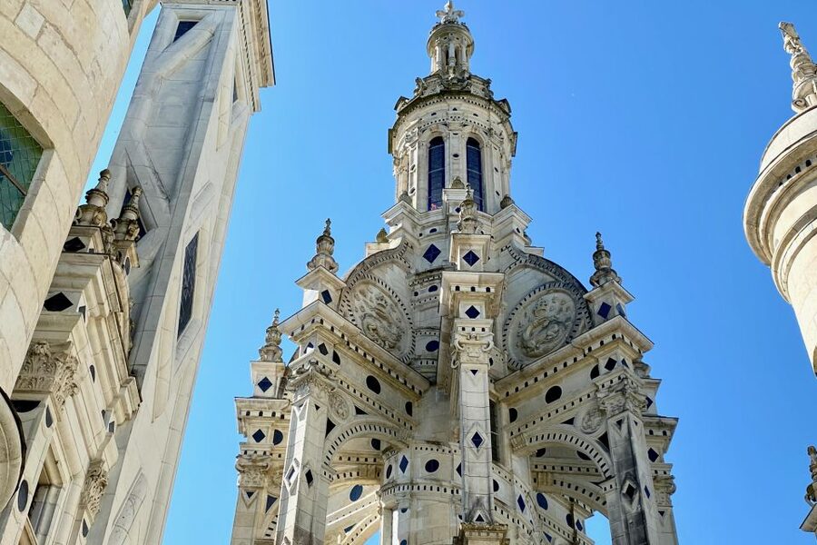 Private Chenonceau Chambord Amboise Loire Castles from Paris - Château de Chambord, 10:00 to 11:45: the Renaissance fortress and the double spiral