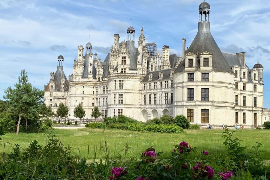 Private Chenonceau Chambord Amboise Loire Castles from Paris - Château de Chenonceau, 16:30 to 18:00: the ladies’ castle over the River Cher