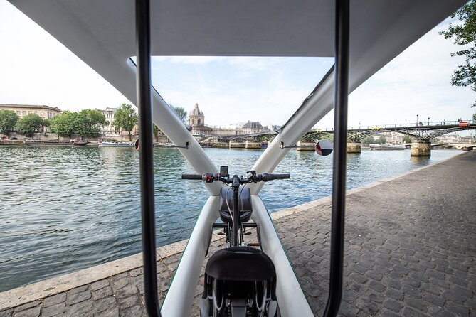 Private City-Tour by rickshaw bike in Paris : The "Napoléon" - What makes the Napoléon rickshaw bike tour different