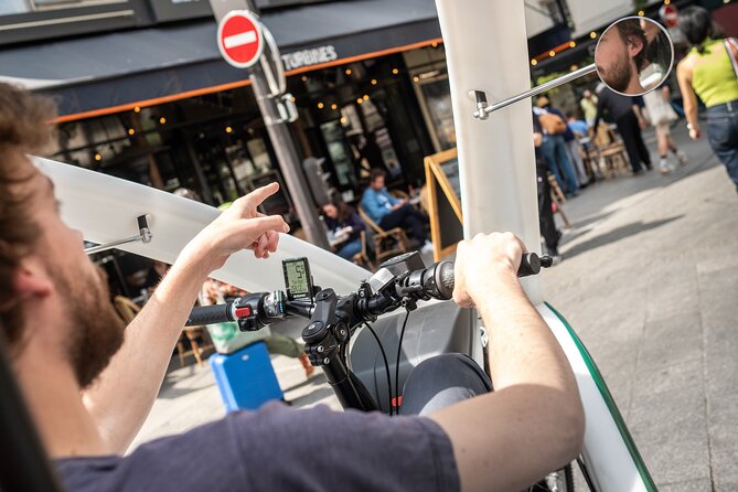 Private City-Tour by rickshaw bike in Paris : The "Napoléon" - The starting point at 7 Place de la Concorde