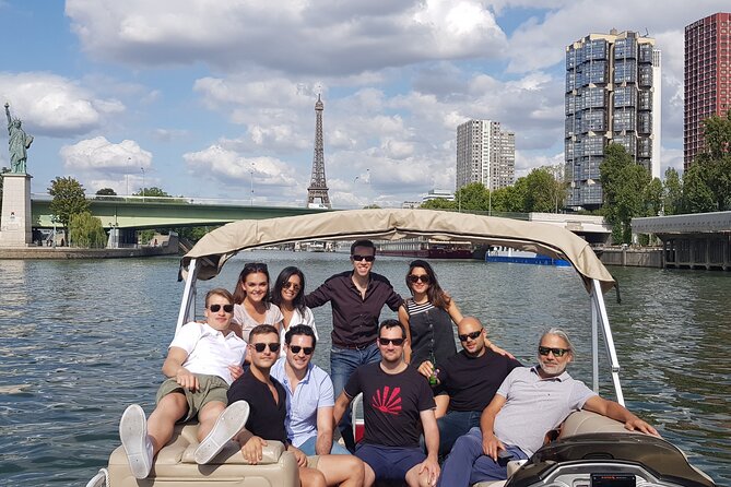Private cruise with Paris water way - Île Saint-Louis: the smaller island with a big Paris vibe