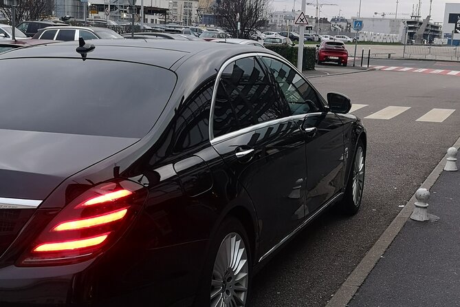 Private Driver Airport Paris - Choosing Your Drop-Off: Airports, Train Stations, and Tourist Sites