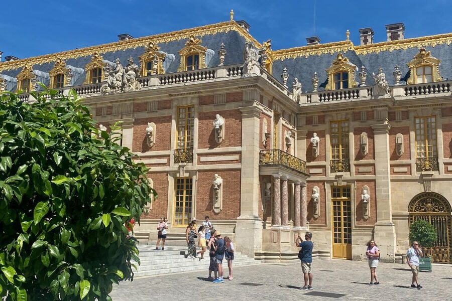 Private Fontainebleau, Versailles, Trianon from Paris - Small Trianon and Hamlet de la Reine: The Fairytale Part