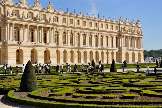 Private Full Day Paris trip including Louvre and Versailles with Pickup - Pickup, Private Transport, and the Champs-Elysées Drive