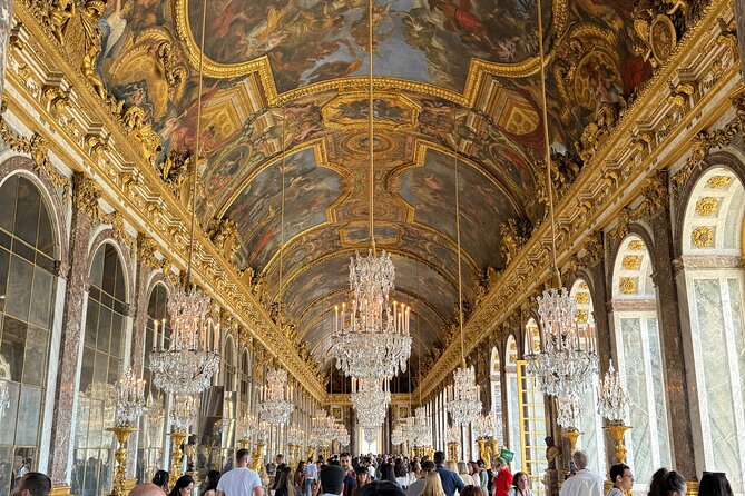 Private Full Day Tour to Versailles and Giverny from Paris with Hotel Pick Up - Your Return to Paris: Lunch Time and a Real Reset