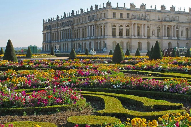 Private Full Day Tour to Versailles and Giverny from Paris with Hotel Pick Up - What to Wear and Bring for a Smooth Day