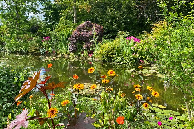 Private Giverny Monet’s House & Gardens Half-Day Tour from Paris - The heart of the day: Monet’s House, Gardens, and Studio (9:15 to 11:00)
