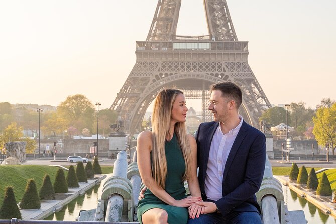 Private Guided Professional Photoshoot by the Eiffel Tower - Photo Delivery and Editing: What You Can Expect
