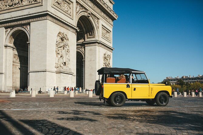 Private Guided Tour of Paris in a Vintage Land Rover - Stop 1: Sacré-Cœur at the Top of Montmartre