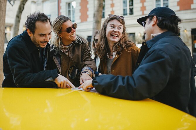 Private Guided Tour of Paris in a Vintage Land Rover - Stop: Moulin-Rouge and the Pigalle Atmosphere
