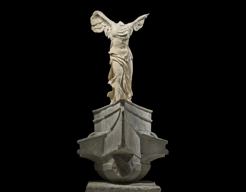 Private Guided Tour, The Louvre by night ! - Your art-history route: from the medieval Louvre to Napoleon III era