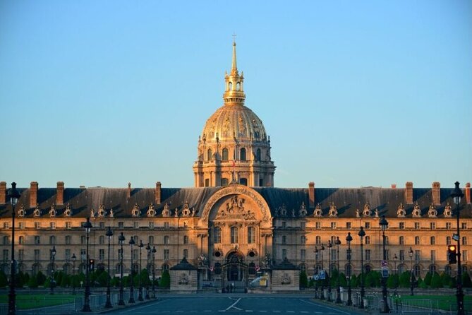 Private Highlights of Paris Tuk-Tuk Experience - Eiffel Tower photo stop: great views, short time, no entry