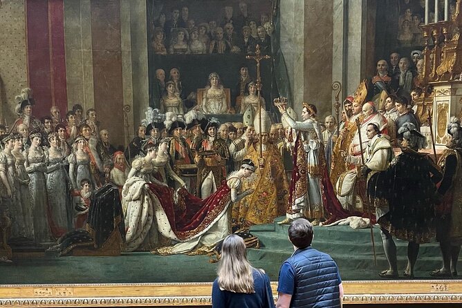 PRIVATE Louvre Wonders & Hidden Treasures Visit - Where you meet, and how the tour flows