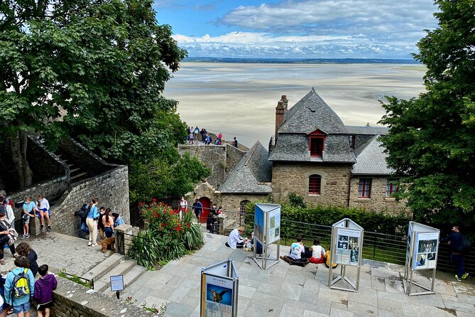 Private Mont Saint-Michel, Normandy D-Day Express trip from Paris - Timing, crowds, and what to do when the day feels packed
