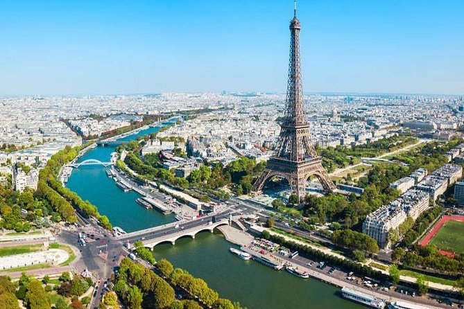 Private One-Way Transfer: City of Paris - Door-to-Door Private Pickup in the Paris Region