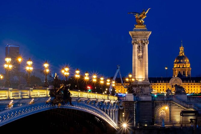 Private Paris City Night Sightseeing Tour - Île de la Cité: Notre-Dame, Sainte-Chapelle area, and Pont Neuf