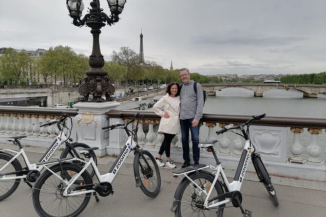 Private Paris E-bike city highlights tour - What to Bring and How to Plan Your Day