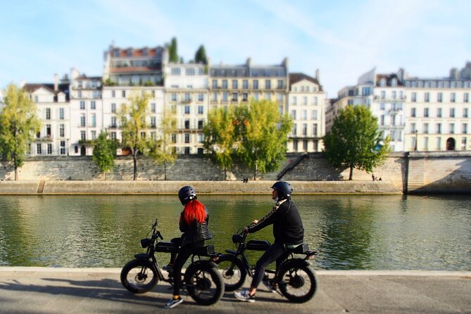 Private Paris electric bike ride with video - Latin Quarter and Saint-Germain-des-Prés: the ride you remember after the photos