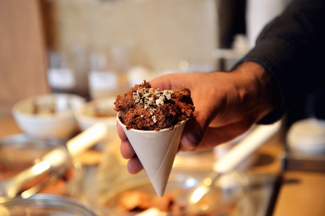 PRIVATE Paris Food Tour in Saint Germain District: 10 Tastings - Drinks, wine, and nonalcoholic options that actually work