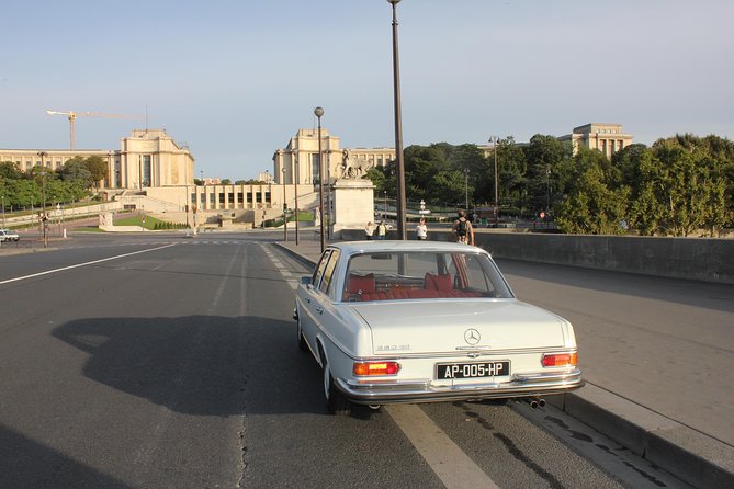 Private Paris guided Tour by classic 1970 Mercedes S Class - The one flaw to keep in mind: short time and a vintage-car risk