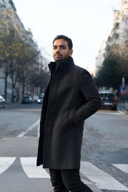 Private Photo Session - Streets of Paris - Posing Tips That Don’t Feel Like Homework