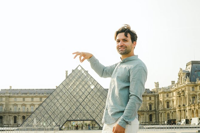 Private Photo Shoot at the Louvre - Meeting at Le Nemours 2, then getting right into the shoot