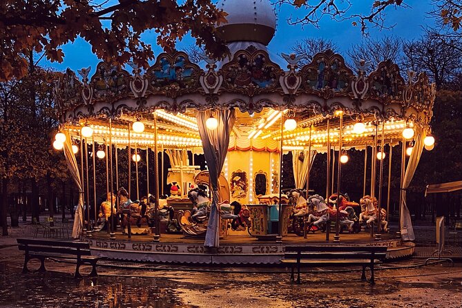 Private Photo Tour in Paris with a Professional Photographer - Paris, but with a camera plan